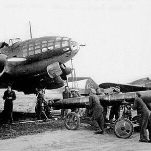 Ilyushin Il-4T with a 45-36-AN torpedo