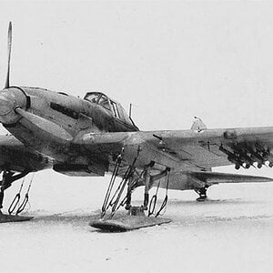 Ilyushin Il-2 early series with RS132 rockets