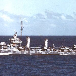 USS_Buchanan_(DD-484)_1942_c