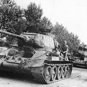 T-34/85  1945