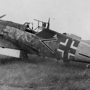 Bf 109E-4 II./JG27, Vilnius, Porubanek airfield