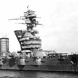 The Russian battleship "Oktyabrskaya Revolutsiya" ( earlier "Gangut" )