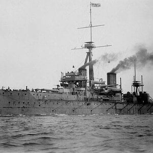 HMS Dreadnought battleship (1)