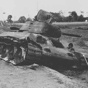 T-34 model 1940 with L-11 gun, 1941 (1)