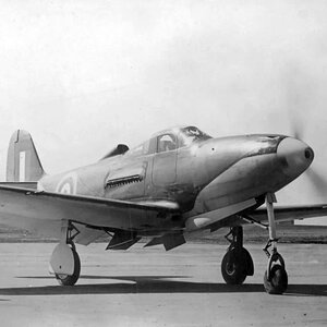 Bell P-400, RAF s/n AH571 (2)