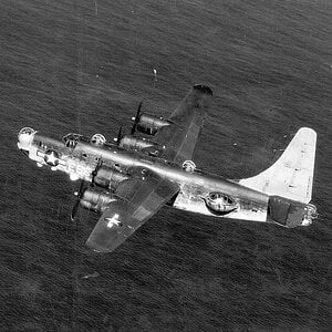 Consolidated Vultee PB4Y-2 Privateer, Bu.No. 59602, 1944 (4)