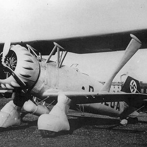 Henschel Hs-123V2 (2)