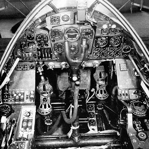 Dornier Do 335 cockpit