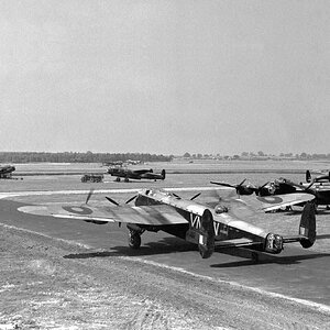 Avro Lancaster B Mk.I,  R5689, VN-N of the no.50 Sqn, RAF Swinderby, Lincolnshire, 1942 (6)