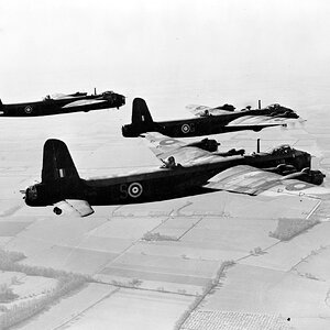 Short Stirling, Great Britain, 1942 (1)