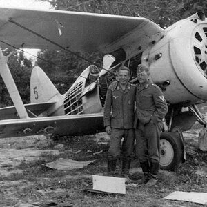 Polikarpov I-153 abandoned, Russia 1941 (2)