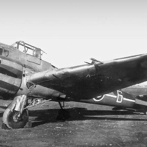 Potez 63.11 no.703, White 6, GR I/36 in Vichy markings, 1942