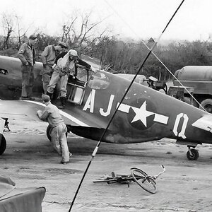 NA P-51B Mustang s/n 43-12478, AJ-Q , the 354th FG, the 356th FS at RAF Boxted.jpg