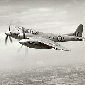 De Havilland DH-103 Hornet PX393