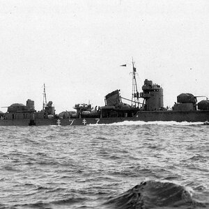 IJN Akizuki (Akizuki class destroyer), 1942