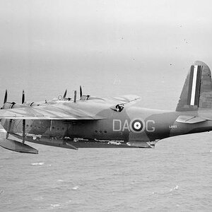 Short Sunderland Mk.I s/n. L2163, code DA-G of No.210 Squadron RAF (5)
