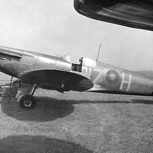 Spitfire Mk.I WZ-H of no. 19 Squadron RAF