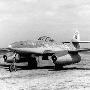 Me-262 Captured in 1945