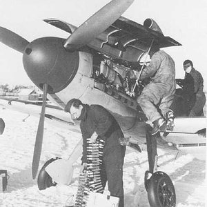 Me-109-F2 loadin out...