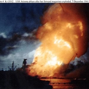 Arizona blows up! Pearl Harbor, 7th December.