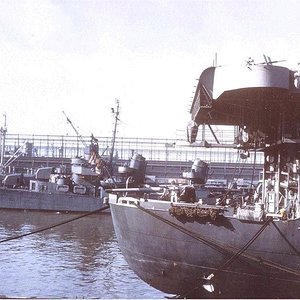 USS Schroeder
