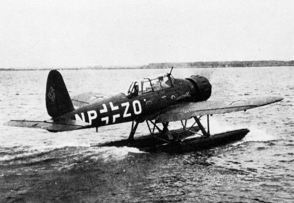 1-Arado-Ar-196A-