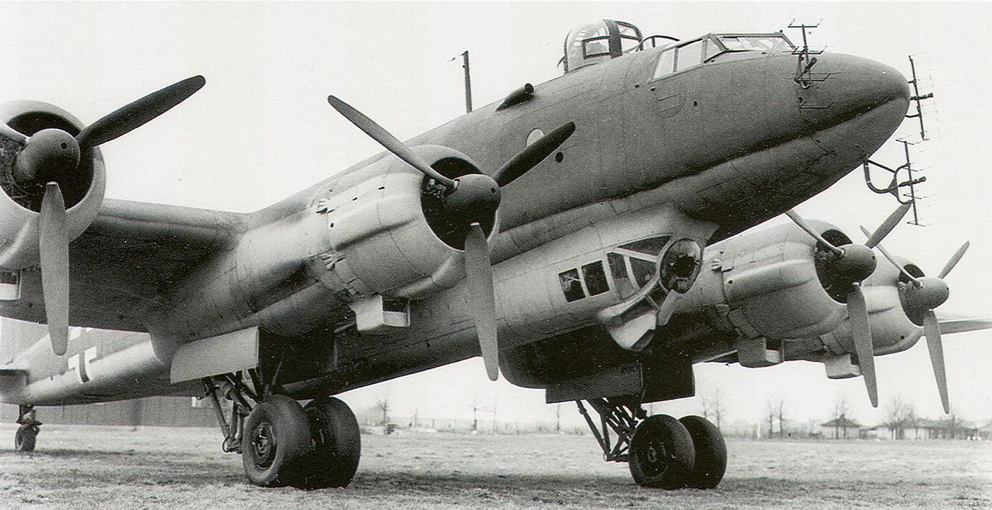 1-Fw-200C-Condor-FuG-200-Hohentwiel-radar-03