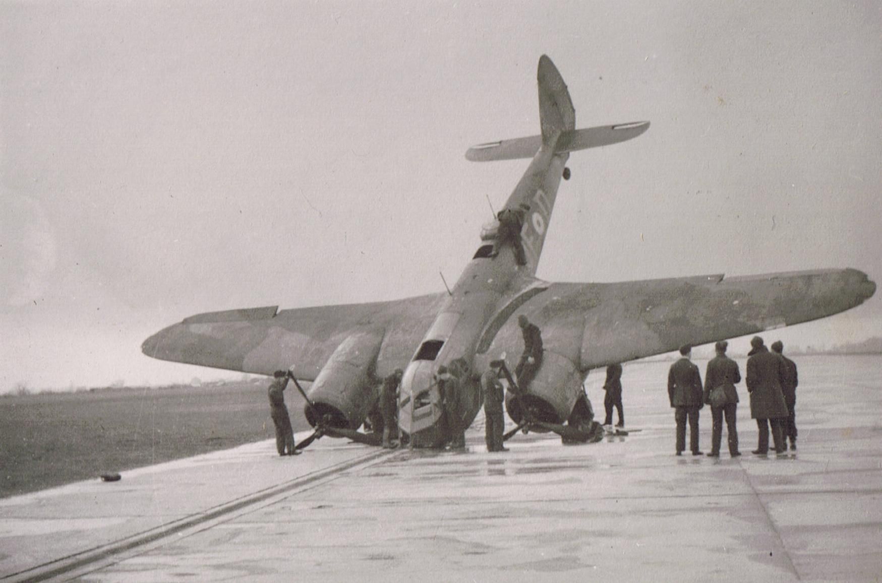 1940-problem-at-tangmere-p1-03