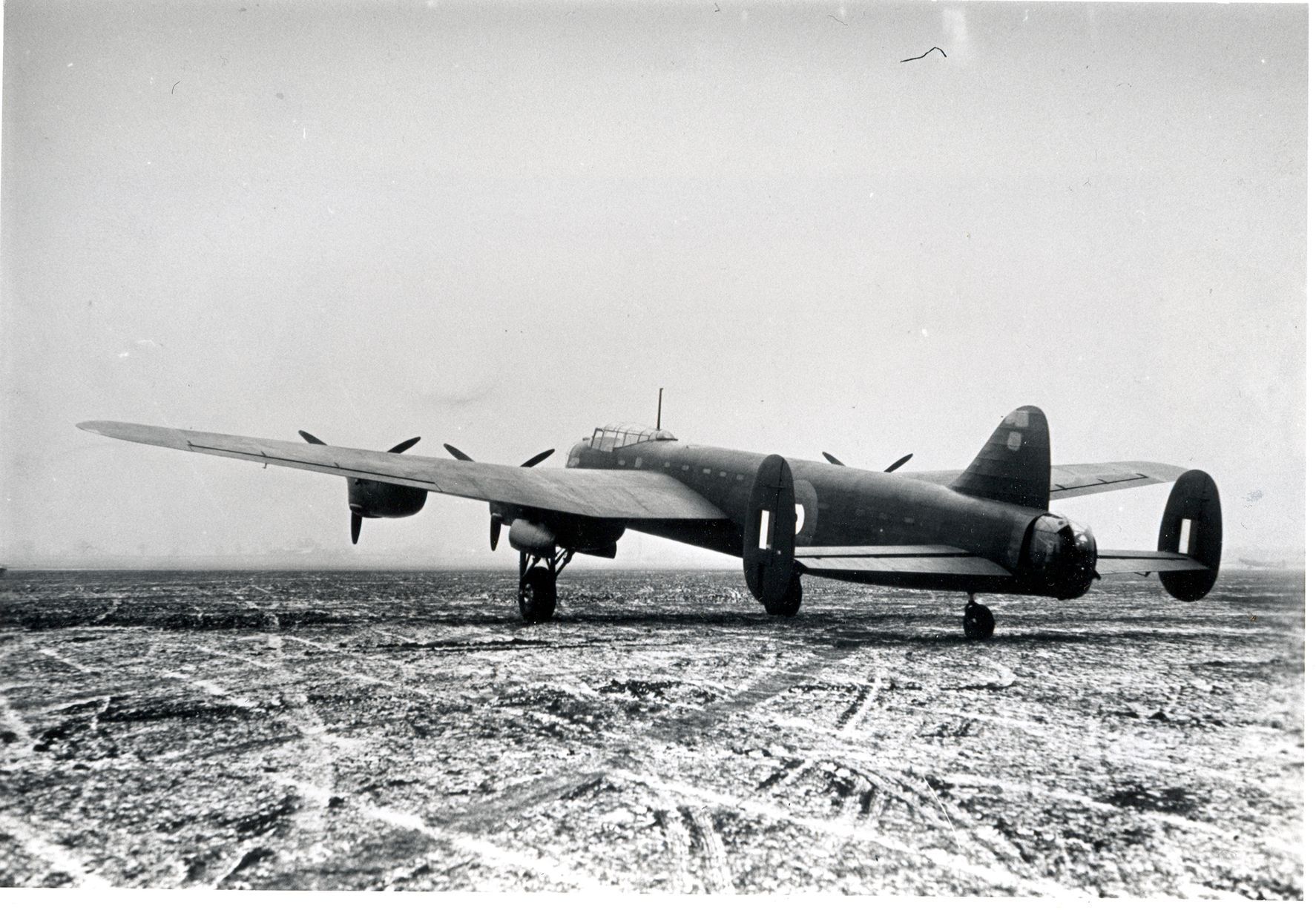 1941-Lancaster-proto | Aircraft of World War II - WW2Aircraft.net Forums