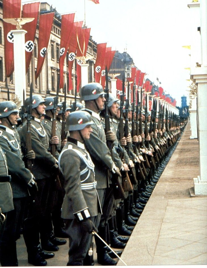 50th Hitler´s Anniversay Parade (20-04-1939)