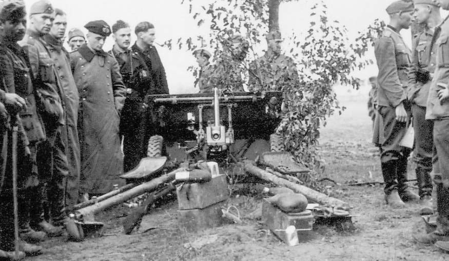 A captured Polish 37mm AT gun  Bofors wz.36 (2)