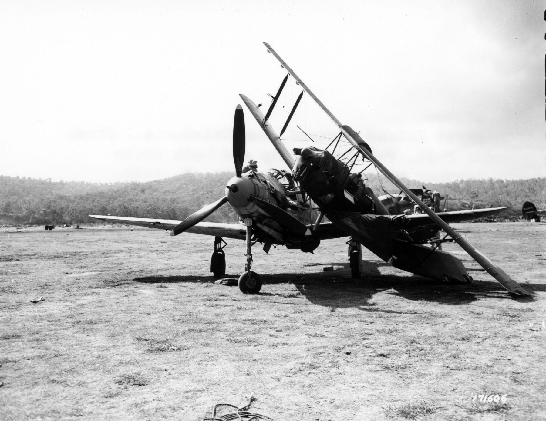 A collision of a P-39 with a Tiger Moth, 1943 (3)