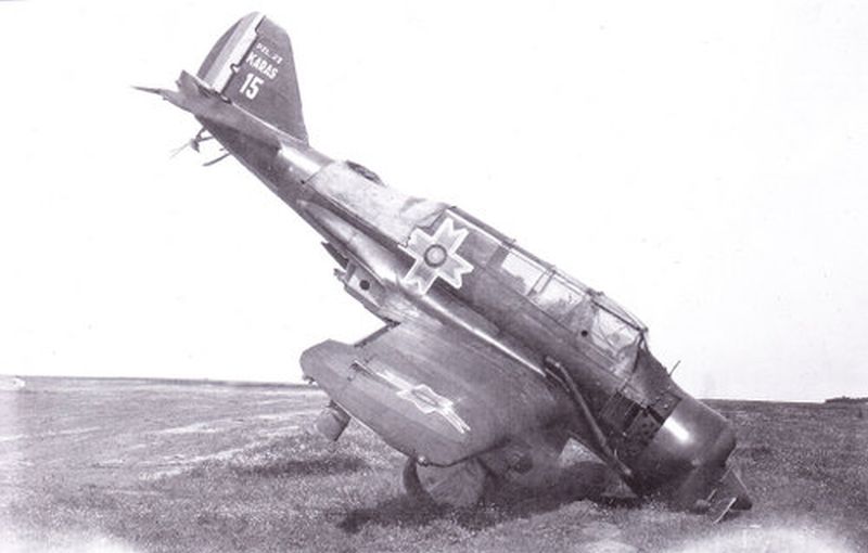 A crashed PZL 23 Karaś, No.15, Romanian AF (1)