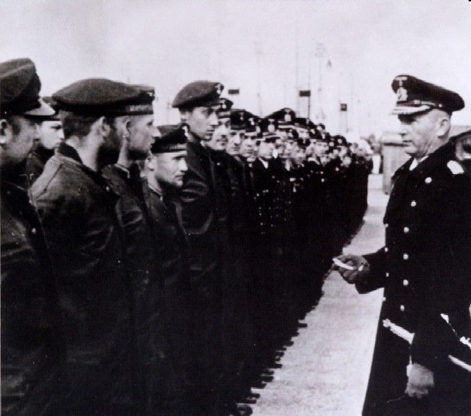 Addressing returned U-boat crew