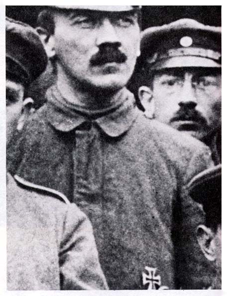 Adolf Hitler (1915)