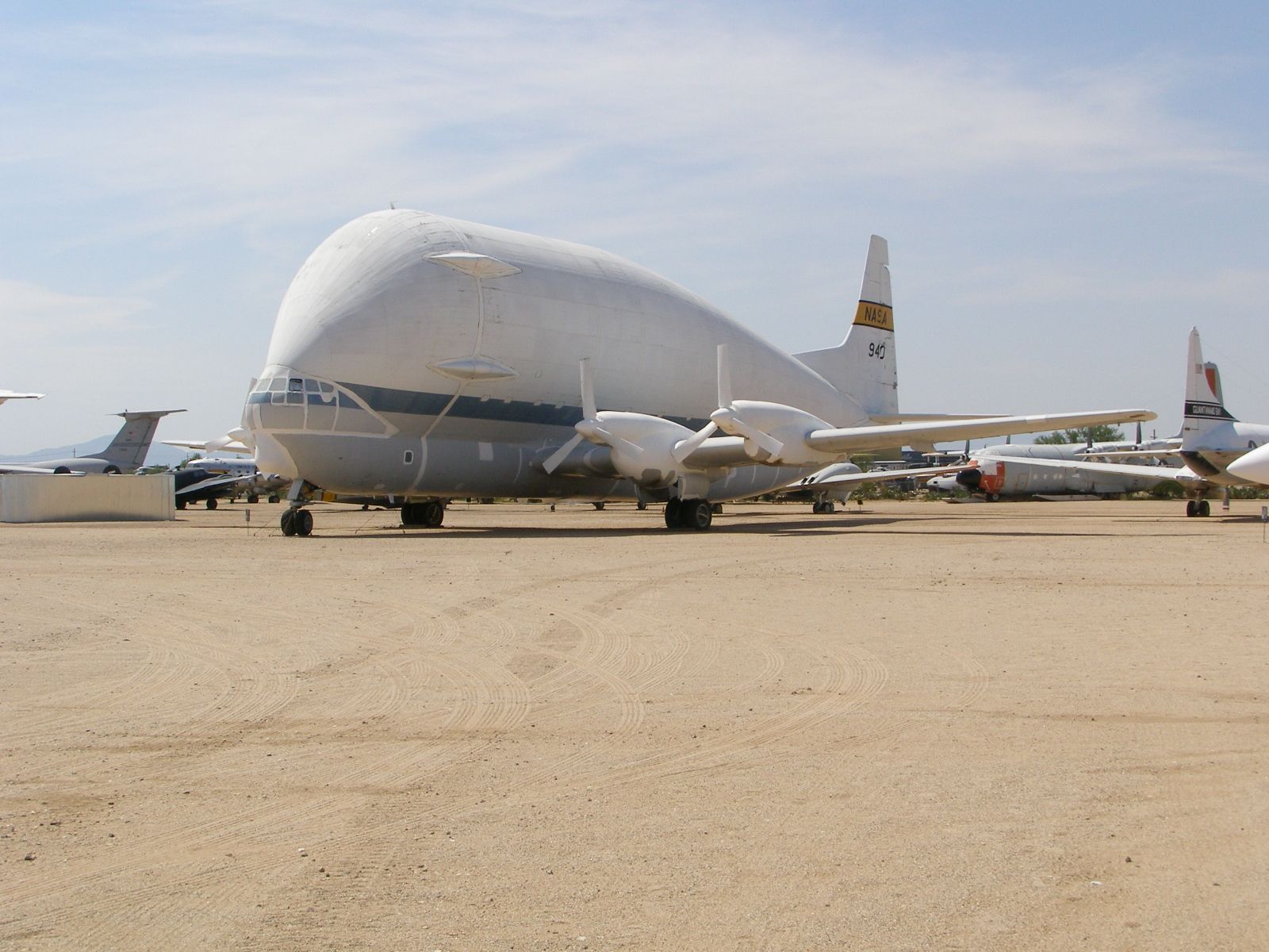 Aero Spacelines 377-SG Super Guppy