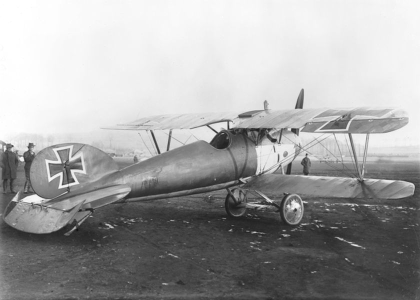 Albatros D.V no. D.5390/17,  France, 1917 (3)