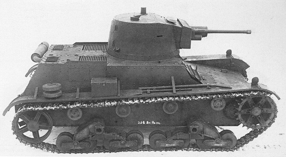 An early Polish 7TP light tank without the radio set