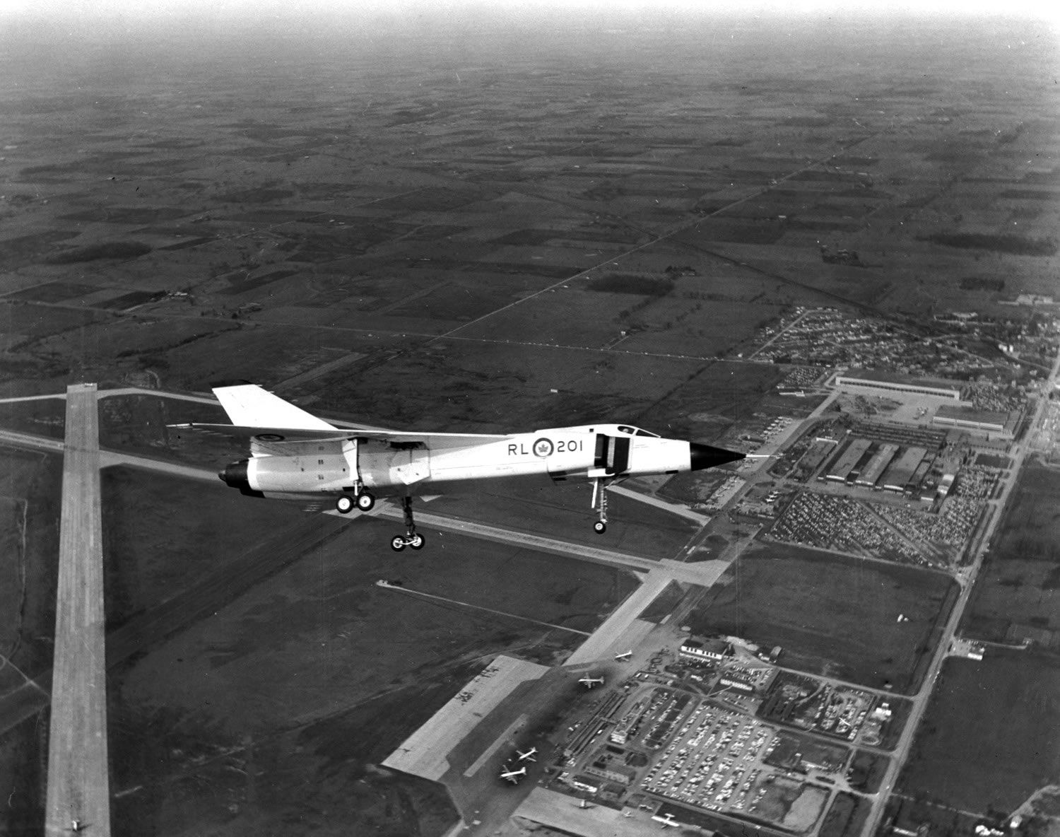 Avro_Arrow_01