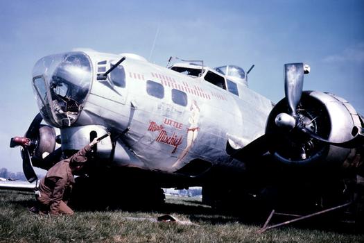 B-17 Crash Landing, England