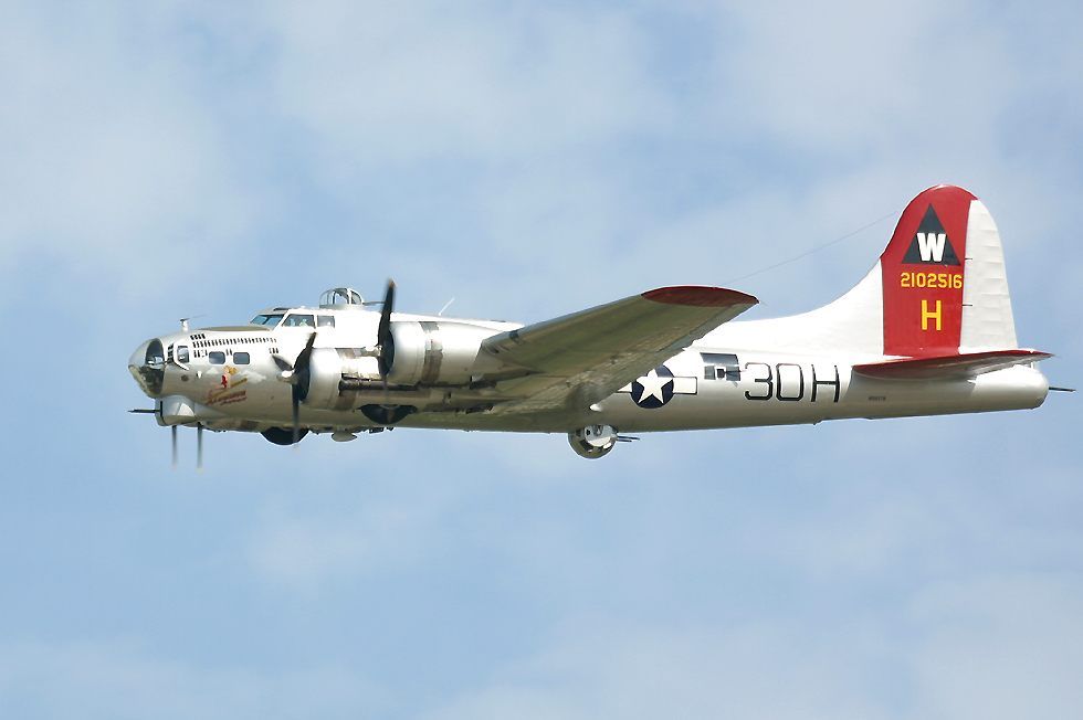 B-17 G Flying Fortress