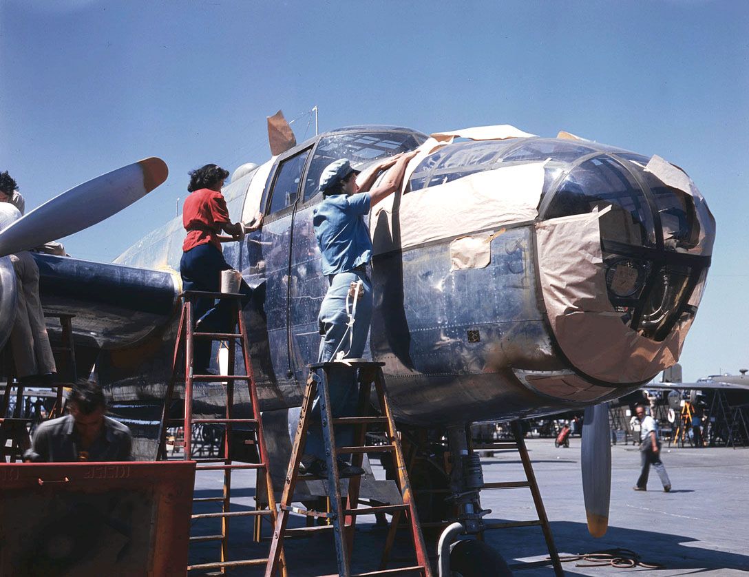 B-25D - Getting the gal ready for the prom...