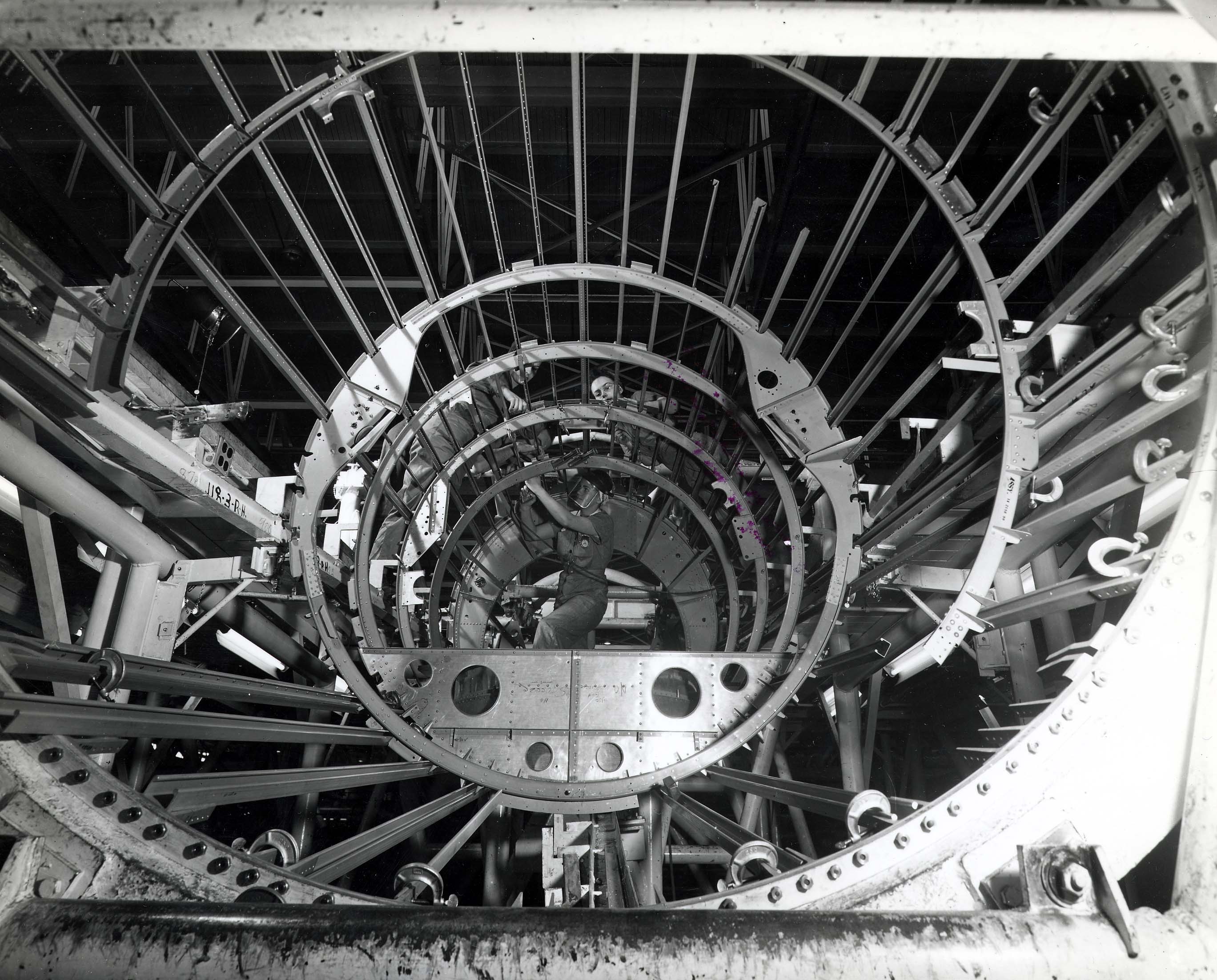 B-29_being_made