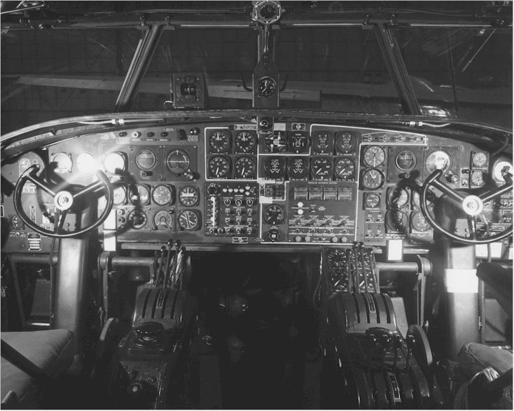 B-32_cockpit | Aircraft of World War II - WW2Aircraft.net Forums