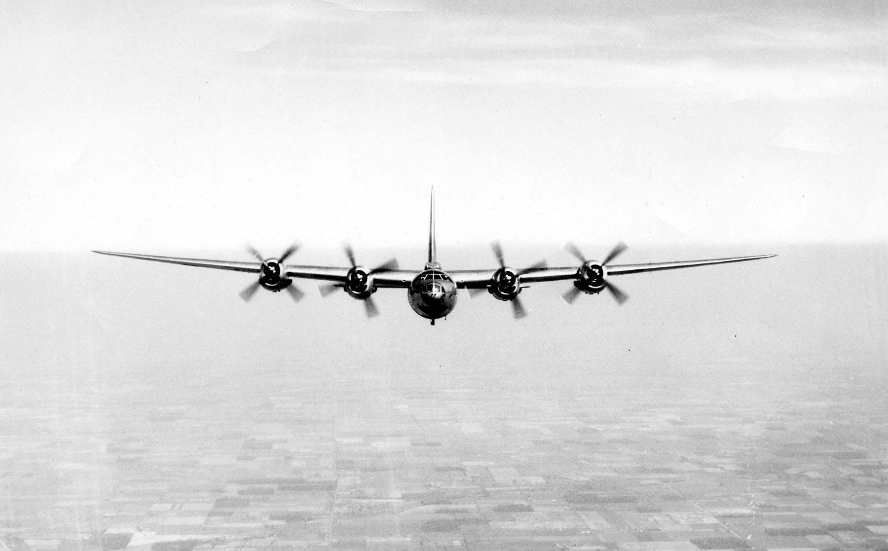 B-32_flying