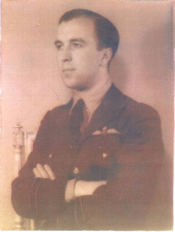 Capt. Douglas Leitch Mc Kenzie 72° Squadron