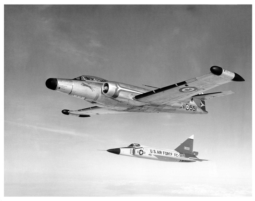 Cf-100_and_F-102