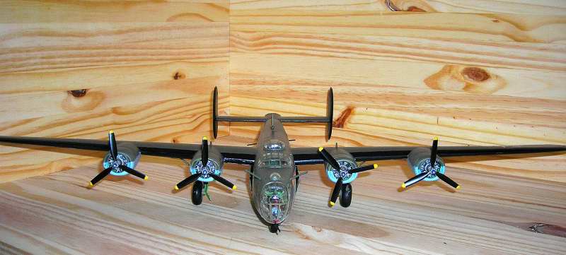 Consolidated B-24C-3/4 Liberator Front
