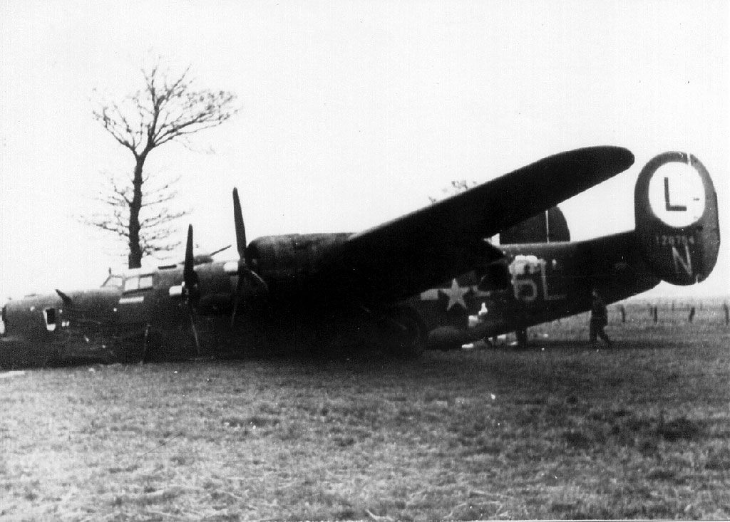 crashed B-24