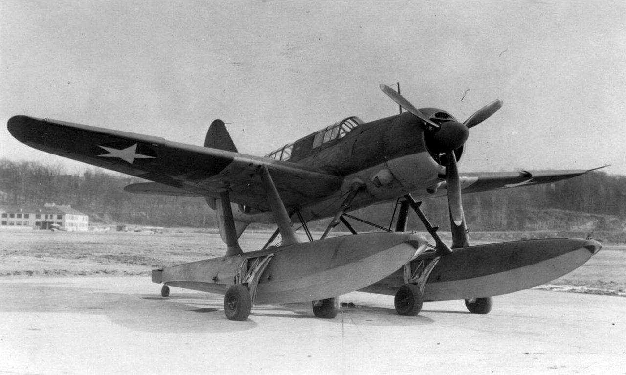 Curtiss XSB2C-2 floatplane prototype in 1943 (1)